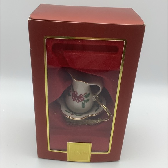 Lenox Holiday Pitcher and Basin Ornament - Picture 7 of 11